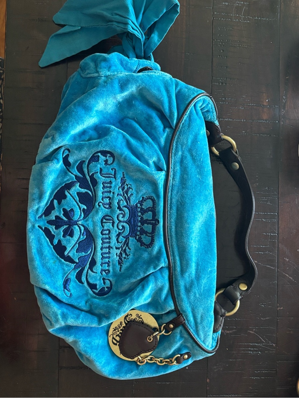 Authentic 2000s juicy couture shoulder purse